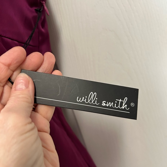 Willi Smith NWT Womens Sleeveless Blouse Small Ruffle Career Satin like - Picture 4 of 9